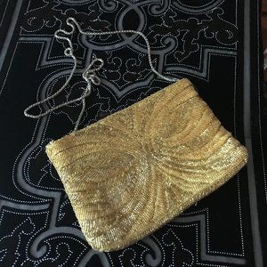 LE REGALE: BEADED GOLD CLUTCH